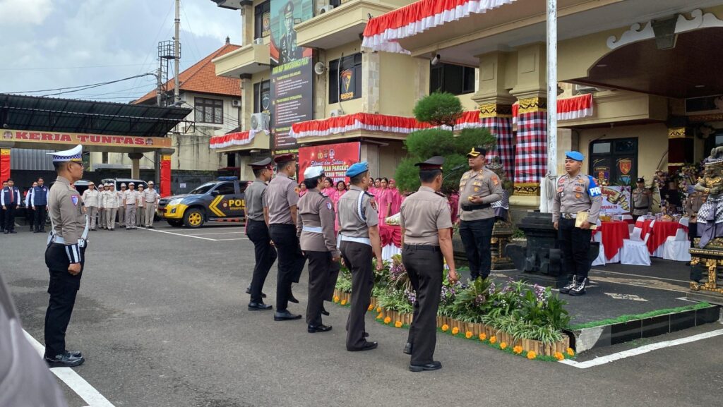 Dedikasi Berbuah Manis, 64 Personel Polres Badung Naik Pangkat Jelang Hari Bhayangkara Ke 79